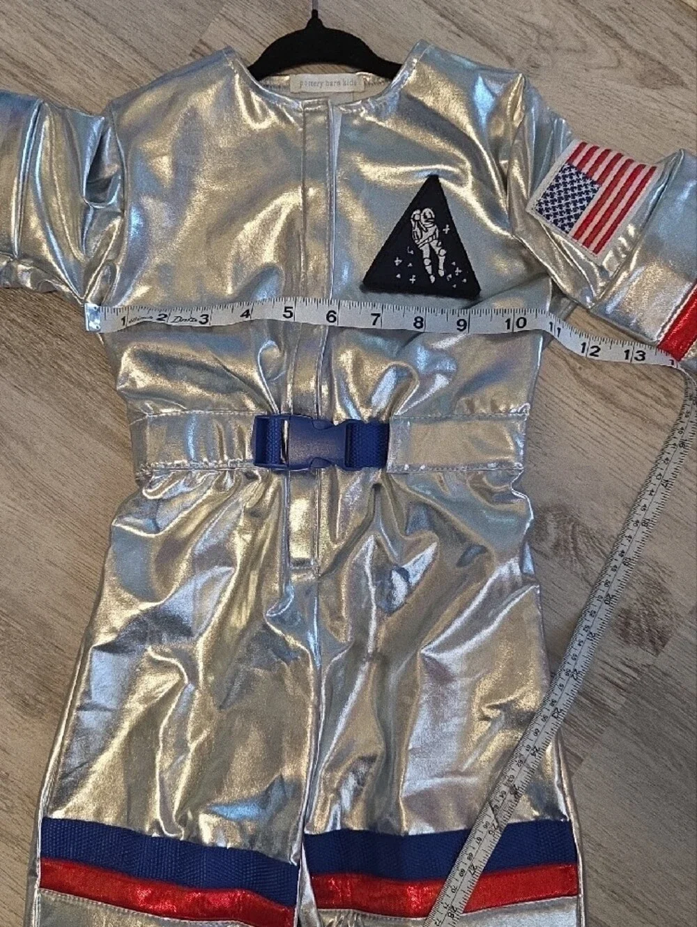 Pottery Barn Kids Silver ASTRONAUT Costume with LIGHT UP JETPACKS! Retail $99